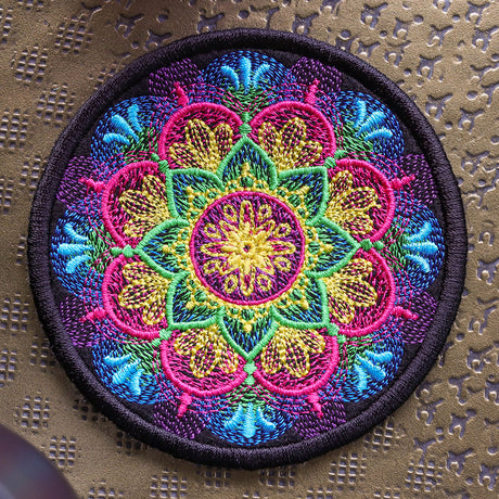 Mirage Mandala Coaster (In-the-Hoop)