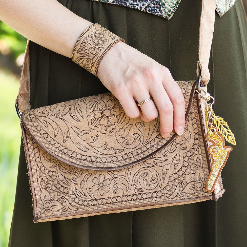 Western Leather Tooling 3D Purse (In-the-Hoop) – Urban Threads