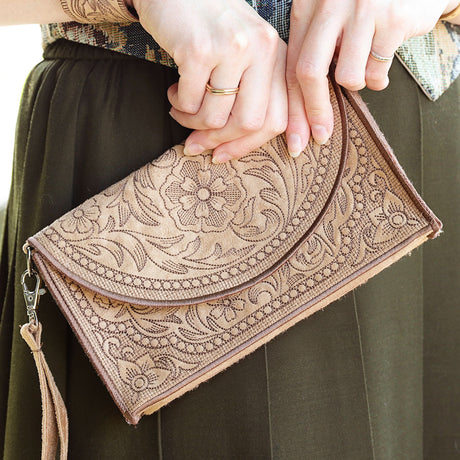 Western Leather Tooling 3D Purse (In-the-Hoop)