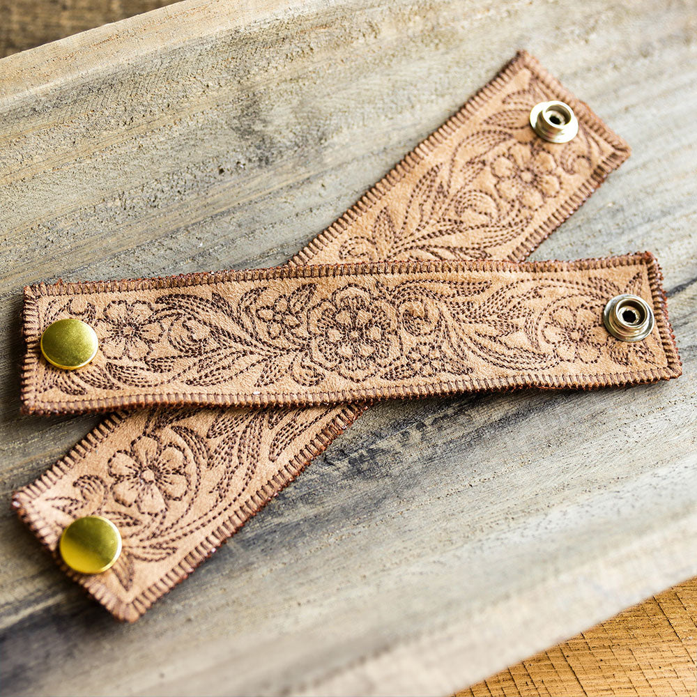 Western Leather Tooling Leather Cuff (In-the-Hoop)