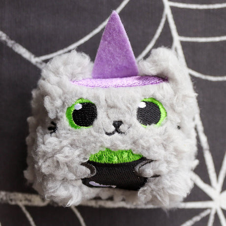 Witch Kitty Stuffie (In-the-Hoop)