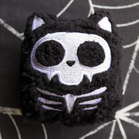 Skeleton Kitty Stuffie (In-the-Hoop)