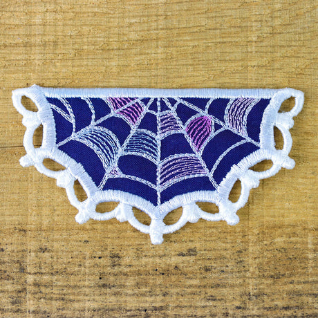 Lace Edge Spiderweb Bunting (In-the-Hoop)