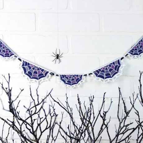 Lace Edge Spiderweb Bunting (In-the-Hoop)