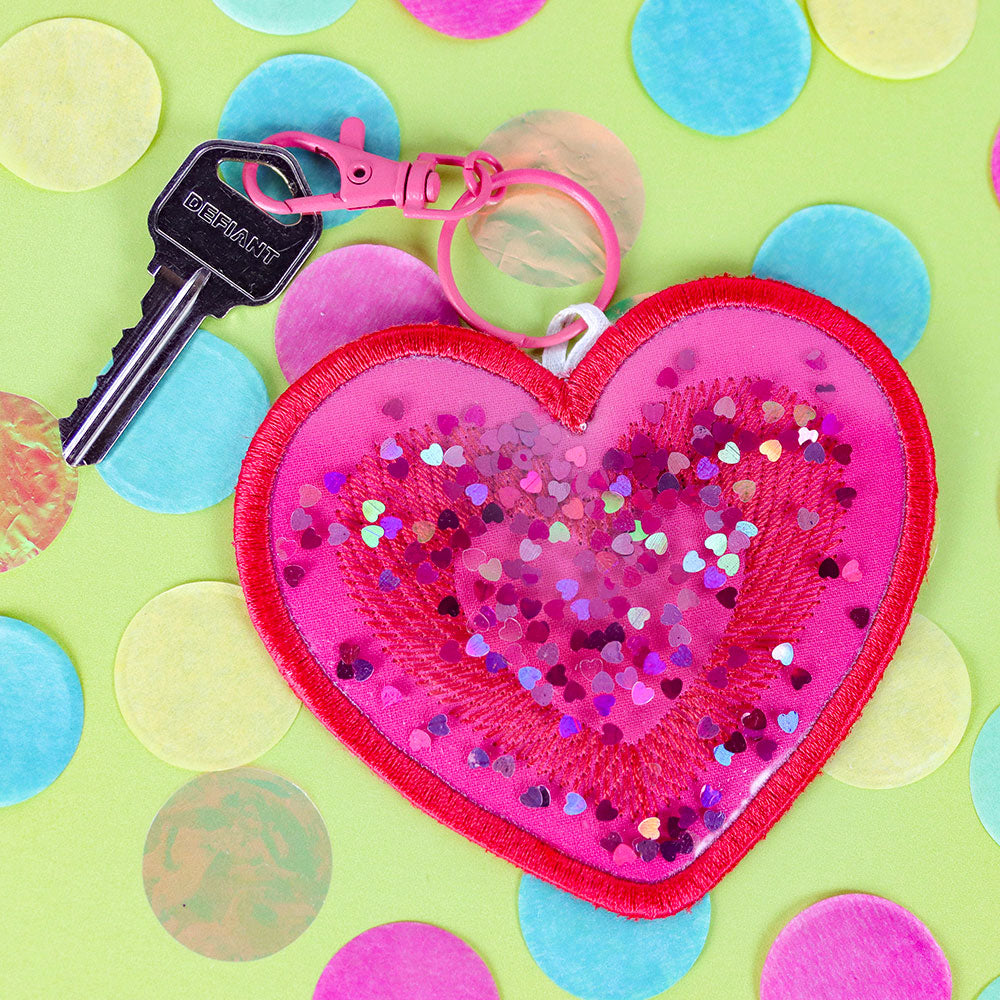 Y2K Glitter Shaker Keychain - Heart (In-the-Hoop)
