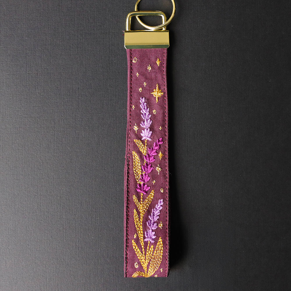 Gilded Lavender Wristlet Strap (In-the-Hoop)