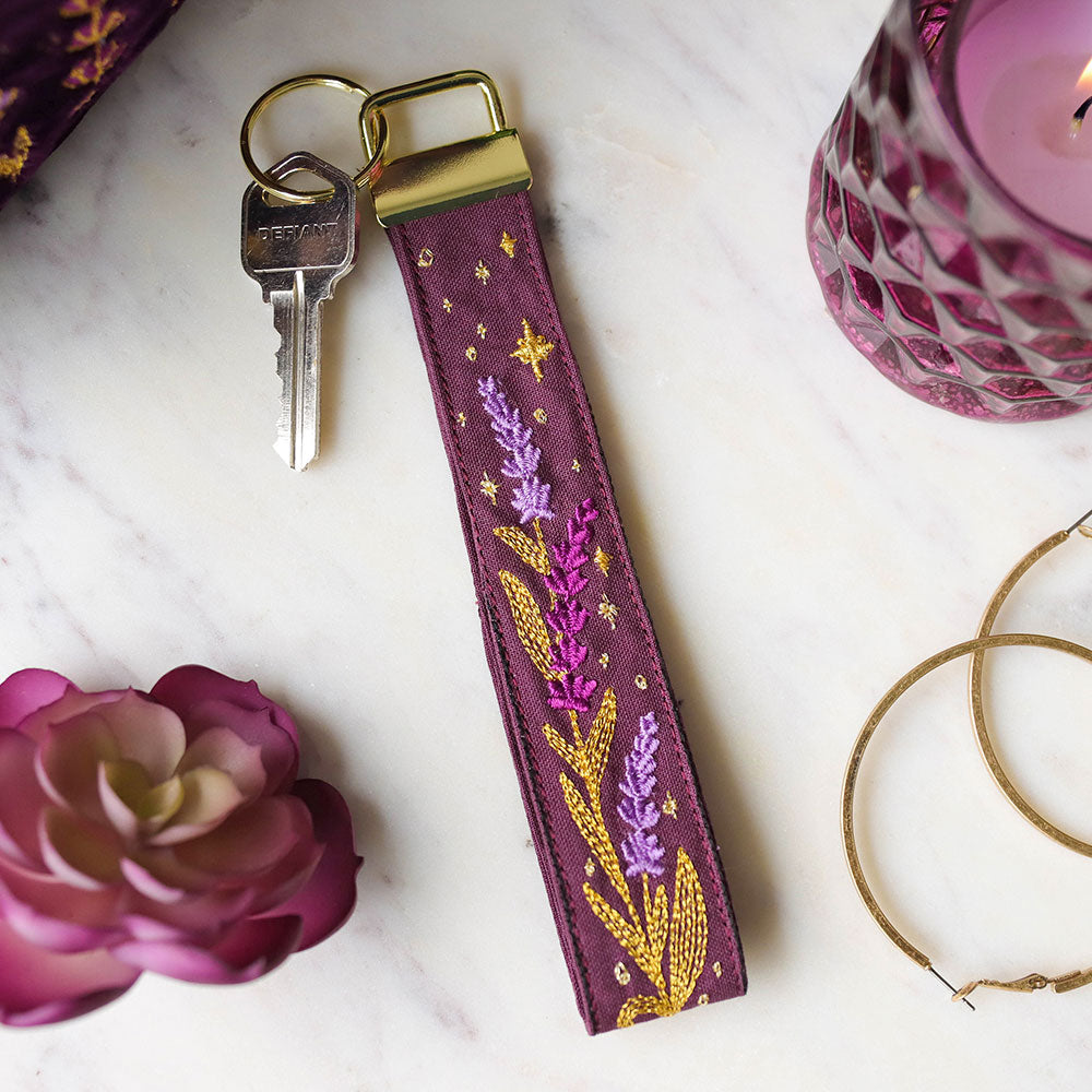 Gilded Lavender Wristlet Strap (In-the-Hoop)