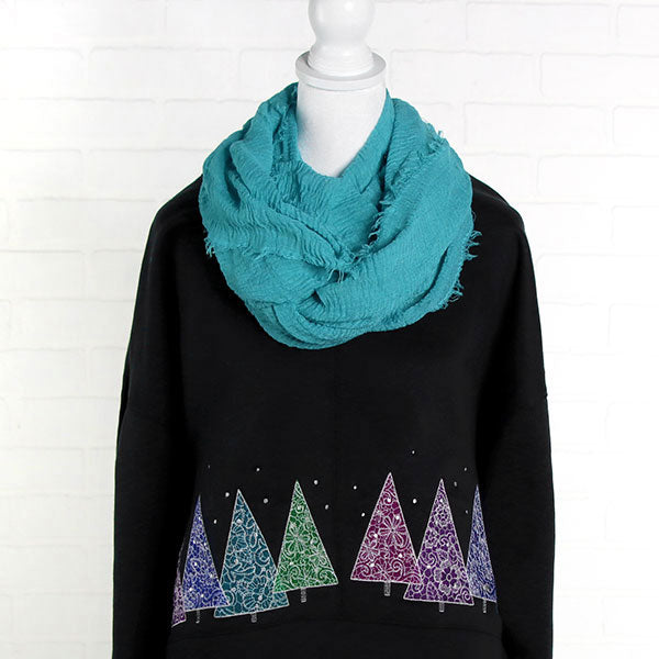 Festive Blooms Christmas Tree Border