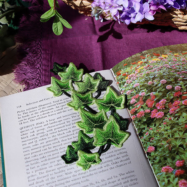 Majestic Garden - English Ivy (Freestanding)