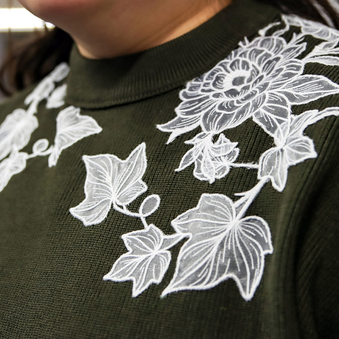 Embellish Me with Flowers - English Ivy (Freestanding Organza)