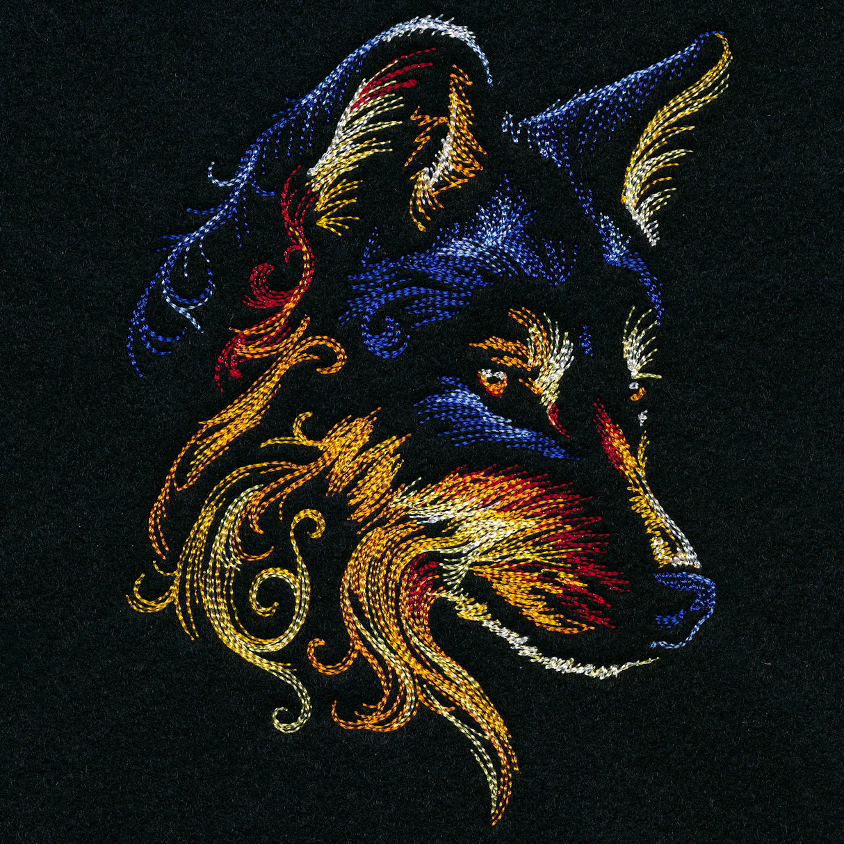 Moonlit Glow & Swirls Wolf