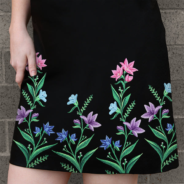 Mesmerizing Wildflowers - Medium