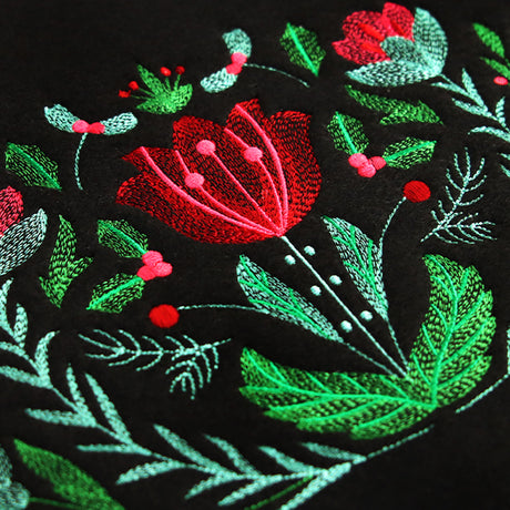 Festive Folk Crest