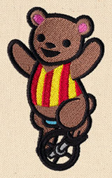 Too Cute Circus - Balancing Bear
