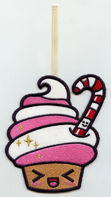 Kawaii Christmas - Cupcake (Ornament)