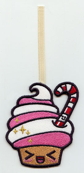 Kawaii Christmas - Cupcake (Ornament)