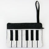 Octave Zipper Pouch (In-the-Hoop)