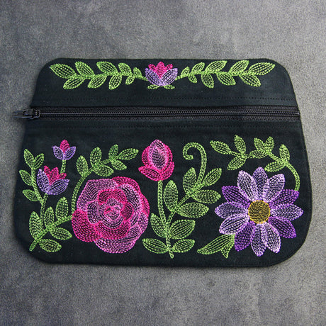 Floral Fashions Zipper Pouch (In-the-Hoop)